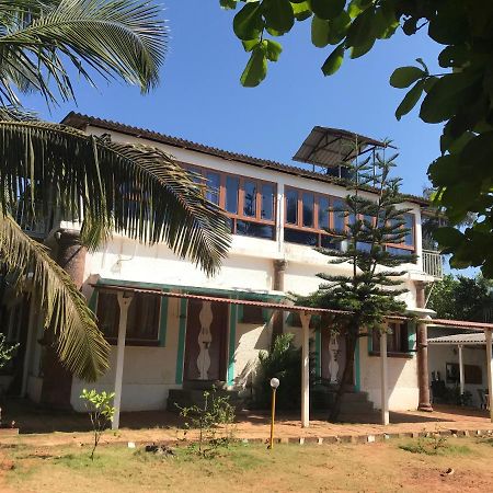 Mermaid Beach Resorts Vengurla Bagian luar foto