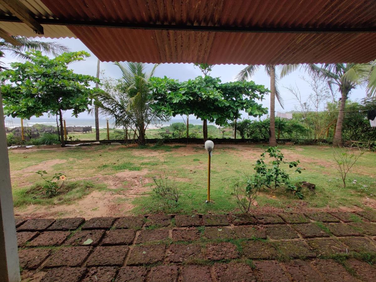 Mermaid Beach Resorts Vengurla Bagian luar foto