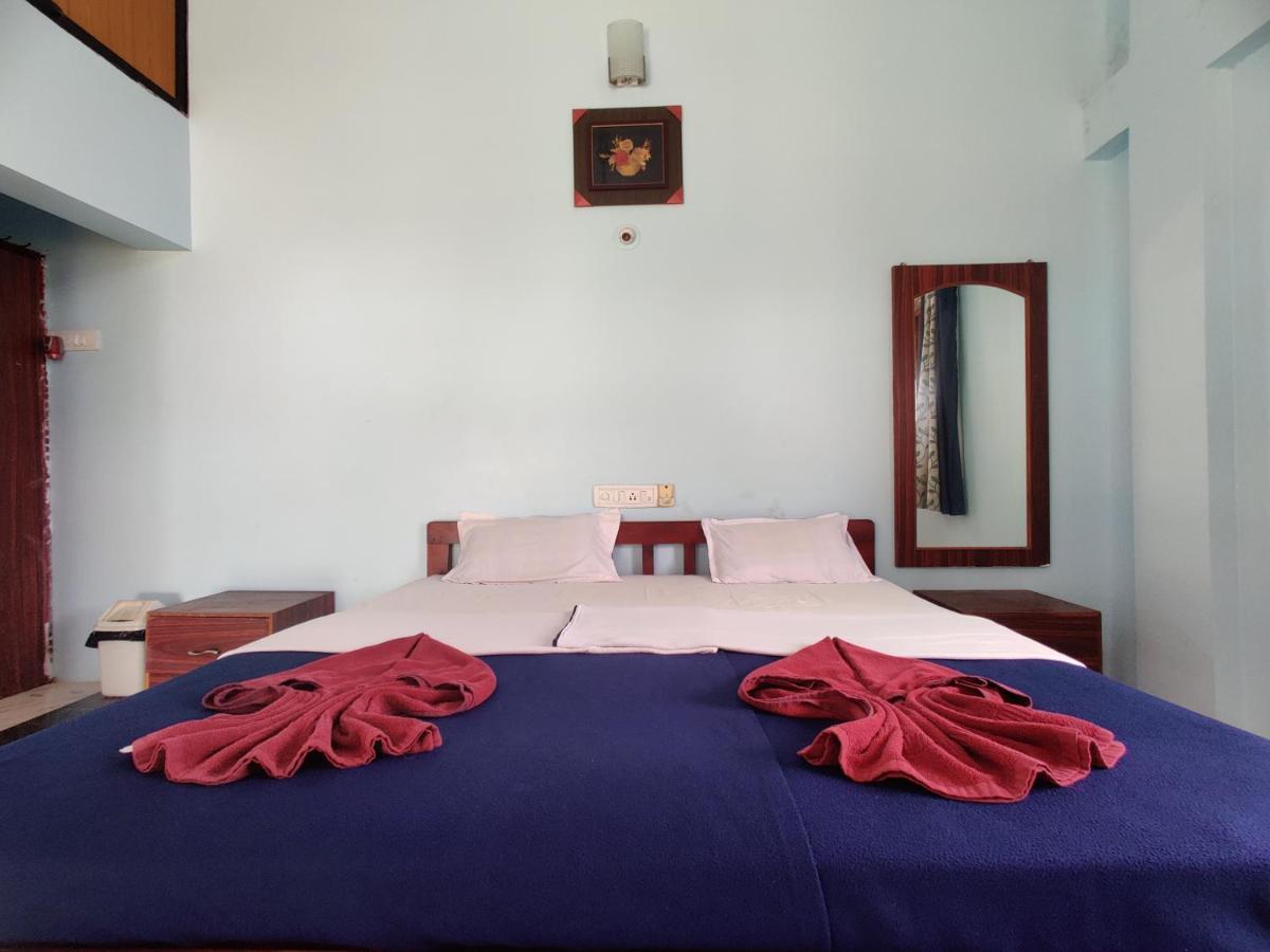 Mermaid Beach Resorts Vengurla Bagian luar foto