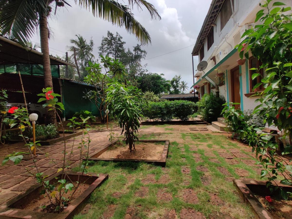Mermaid Beach Resorts Vengurla Bagian luar foto