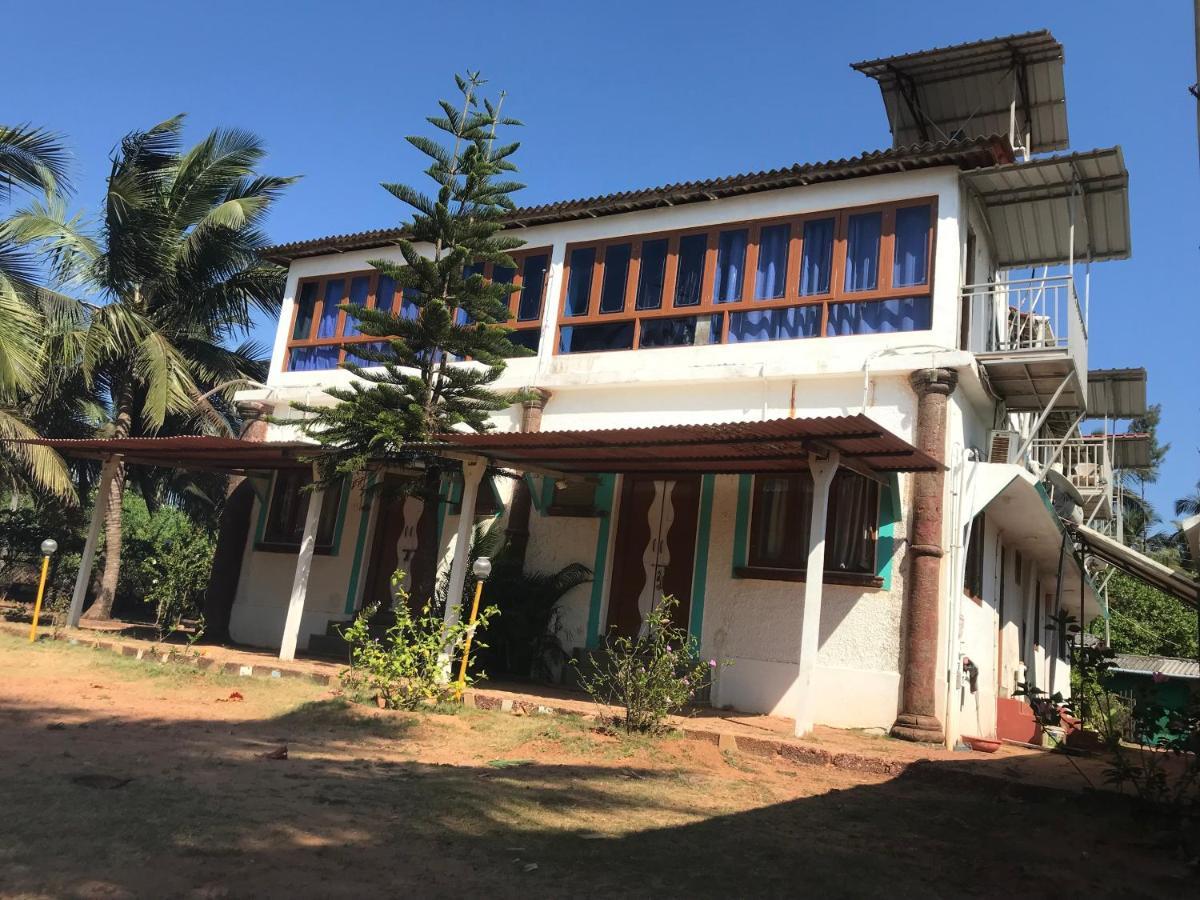 Mermaid Beach Resorts Vengurla Bagian luar foto