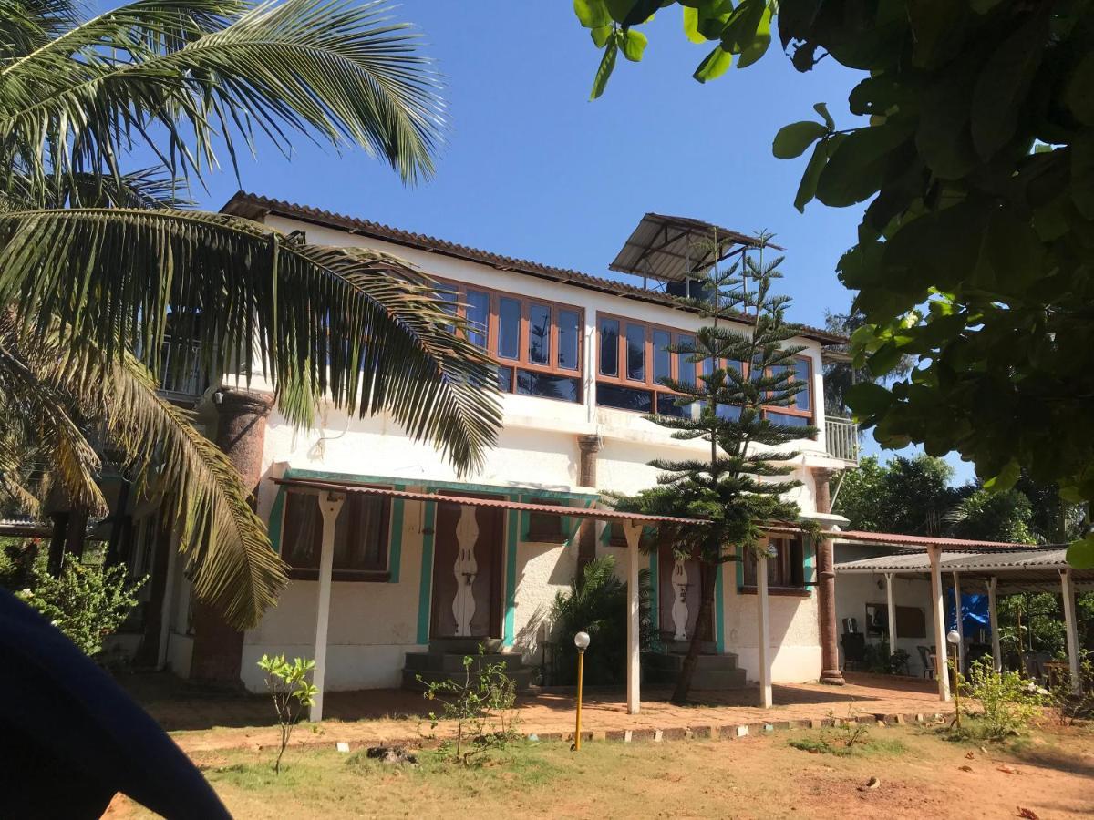 Mermaid Beach Resorts Vengurla Bagian luar foto