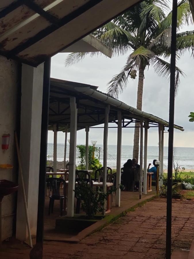 Mermaid Beach Resorts Vengurla Bagian luar foto